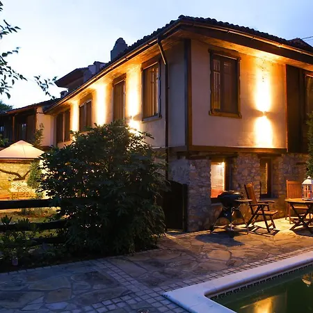 Lora Велико-Тырново