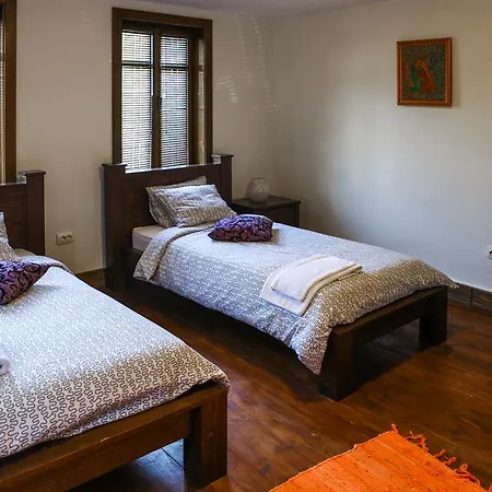 Villa Lora Veliko Tŭrnovo