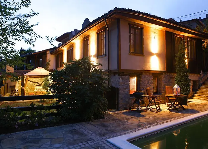 Lora Велико-Тырново